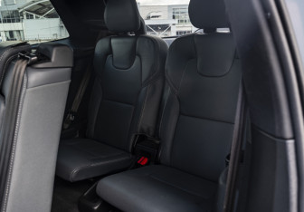 Подержанный автомобиль Volvo XC90 2019 года (22 фото)
