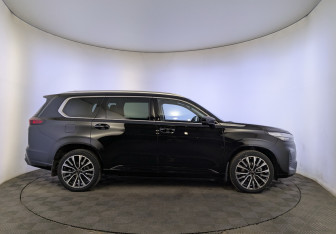 Подержанный автомобиль Exeed VX 2022 года (4 фото)