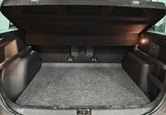 Подержанный автомобиль Skoda Yeti 2014 года (9 фото)