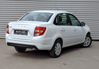 Подержанный автомобиль LADA (ВАЗ) Granta Sedan 2023 года (5 фото)