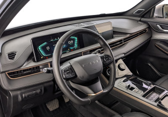 Подержанный автомобиль Exeed LX 2024 года (15 фото)