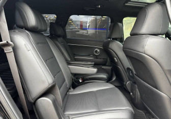 Подержанный автомобиль Hyundai Palisade 2025 года (11 фото)