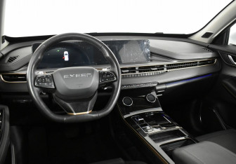 Подержанный автомобиль Exeed LX 2022 года (10 фото)