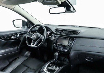 Подержанный автомобиль Nissan Qashqai 2020 года (9 фото)