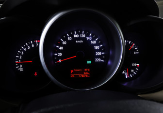 Подержанный автомобиль Kia Soul 2012 года (16 фото)