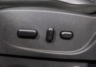 Подержанный автомобиль Ford Kuga 2016 года (15 фото)