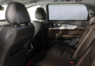 Подержанный автомобиль Chery Tiggo 8 Pro 2022 года (12 фото)
