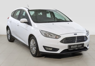 Подержанный автомобиль Ford Focus Hatchback 2018 года (3 фото)