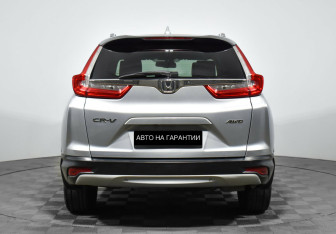 Подержанный автомобиль Honda CR-V 2017 года (4 фото)