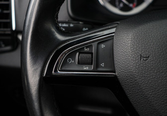 Подержанный автомобиль Skoda Karoq 2020 года (23 фото)