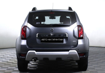Подержанный автомобиль Renault Duster 2019 года (4 фото)