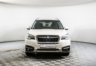 Подержанный автомобиль Subaru Forester Suv 2017 года (2 фото)