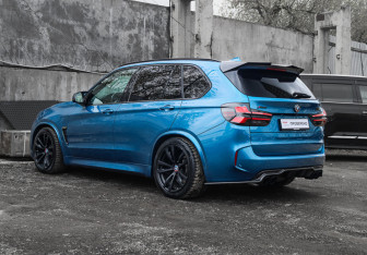 Подержанный автомобиль BMW X5 M 2015 года (6 фото)
