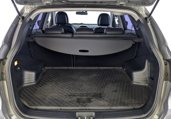 Подержанный автомобиль Hyundai ix35 2013 года (10 фото)