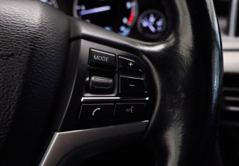 Подержанный автомобиль BMW X5 2015 года (19 фото)