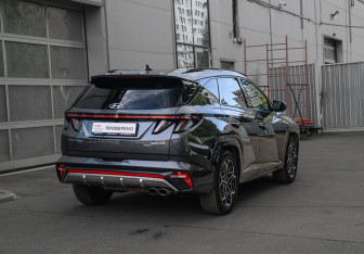 Подержанный автомобиль Hyundai Tucson 2022 года (4 фото)