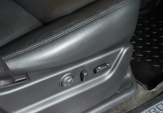 Подержанный автомобиль Chevrolet Tahoe 2012 года (18 фото)