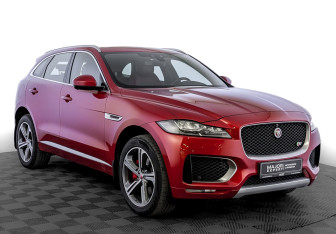 Подержанный автомобиль Jaguar F-Pace 2016 года (3 фото)