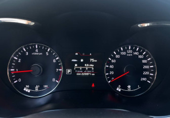 Подержанный автомобиль Kia Cerato Sedan 2014 года (13 фото)