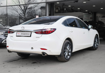Подержанный автомобиль Mazda 6 Sedan 2021 года (4 фото)