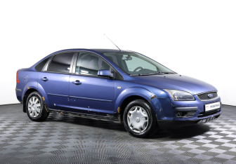 Подержанный автомобиль Ford Focus Sedan 2006 года (3 фото)