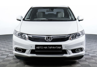 Подержанный автомобиль Honda Civic Sedan 2012 года (2 фото)