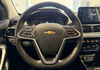 Подержанный автомобиль Chevrolet Captiva 2022 года (15 фото)