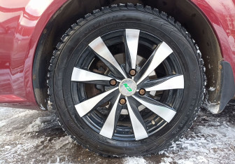 Подержанный автомобиль Daewoo Gentra Sedan 2015 года (9 фото)