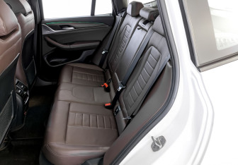 Подержанный автомобиль BMW X3 2021 года (12 фото)
