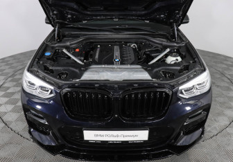 Подержанный автомобиль BMW X3 2019 года (10 фото)
