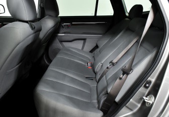 Подержанный автомобиль Hyundai Santa Fe 2012 года (9 фото)