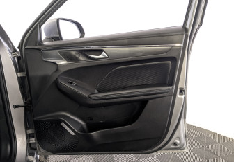 Подержанный автомобиль Haval Jolion 2022 года (24 фото)