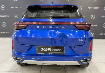 Подержанный автомобиль Exeed LX 2022 года (6 фото)