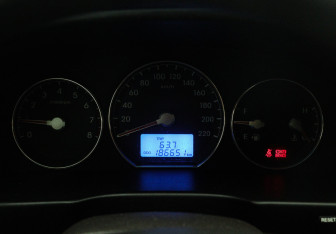 Подержанный автомобиль Hyundai Santa Fe 2010 года (13 фото)