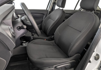 Подержанный автомобиль Renault Logan Sedan 2022 года (20 фото)