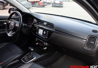 Подержанный автомобиль Kia Rio Hatchback 2020 года (7 фото)