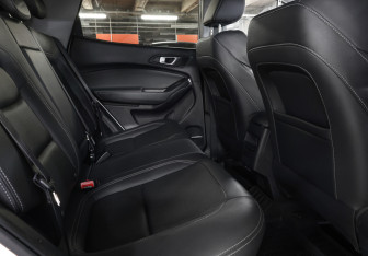 Подержанный автомобиль Chery Tiggo 4 2022 года (12 фото)