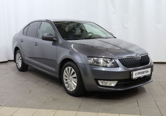 Подержанный автомобиль Skoda Octavia Liftback 2014 года (3 фото)