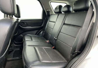 Подержанный автомобиль Ford Maverick 2006 года (11 фото)