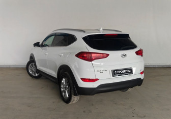 Подержанный автомобиль Hyundai Tucson 2016 года (5 фото)
