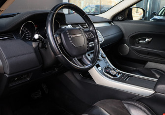 Подержанный автомобиль Land Rover Range Rover Evoque 2013 года (12 фото)