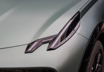 Подержанный автомобиль Zeekr X 2023 года (26 фото)