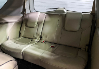 Подержанный автомобиль Infiniti QX80 2018 года (28 фото)