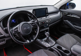 Подержанный автомобиль Kia Seltos 2021 года (9 фото)