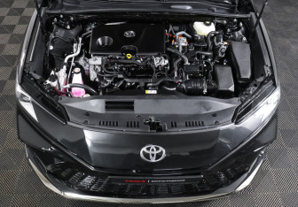 Подержанный автомобиль Toyota Camry Sedan 2025 года (9 фото)