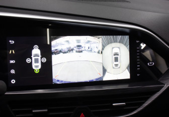 Подержанный автомобиль Geely Tugella 2022 года (21 фото)