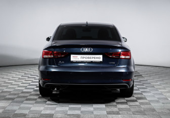 Подержанный автомобиль Audi A3 Sedan 2016 года (6 фото)