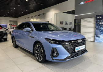 Подержанный автомобиль Chery Arrizo 8 2023 года (3 фото)