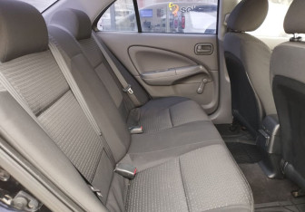 Подержанный автомобиль Nissan Almera Classic 2008 года (11 фото)