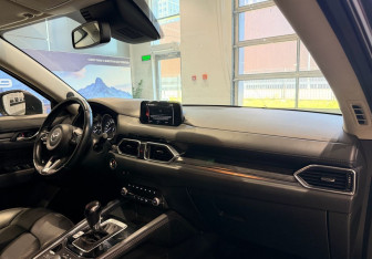 Подержанный автомобиль Mazda CX-5 2019 года (10 фото)